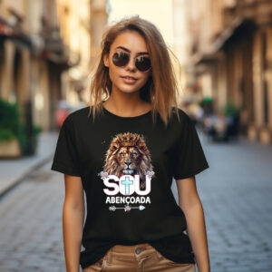 T-shirt Preta “Sou Abençoada pelo Rei” – Estampa Exclusiva 🦁✝️